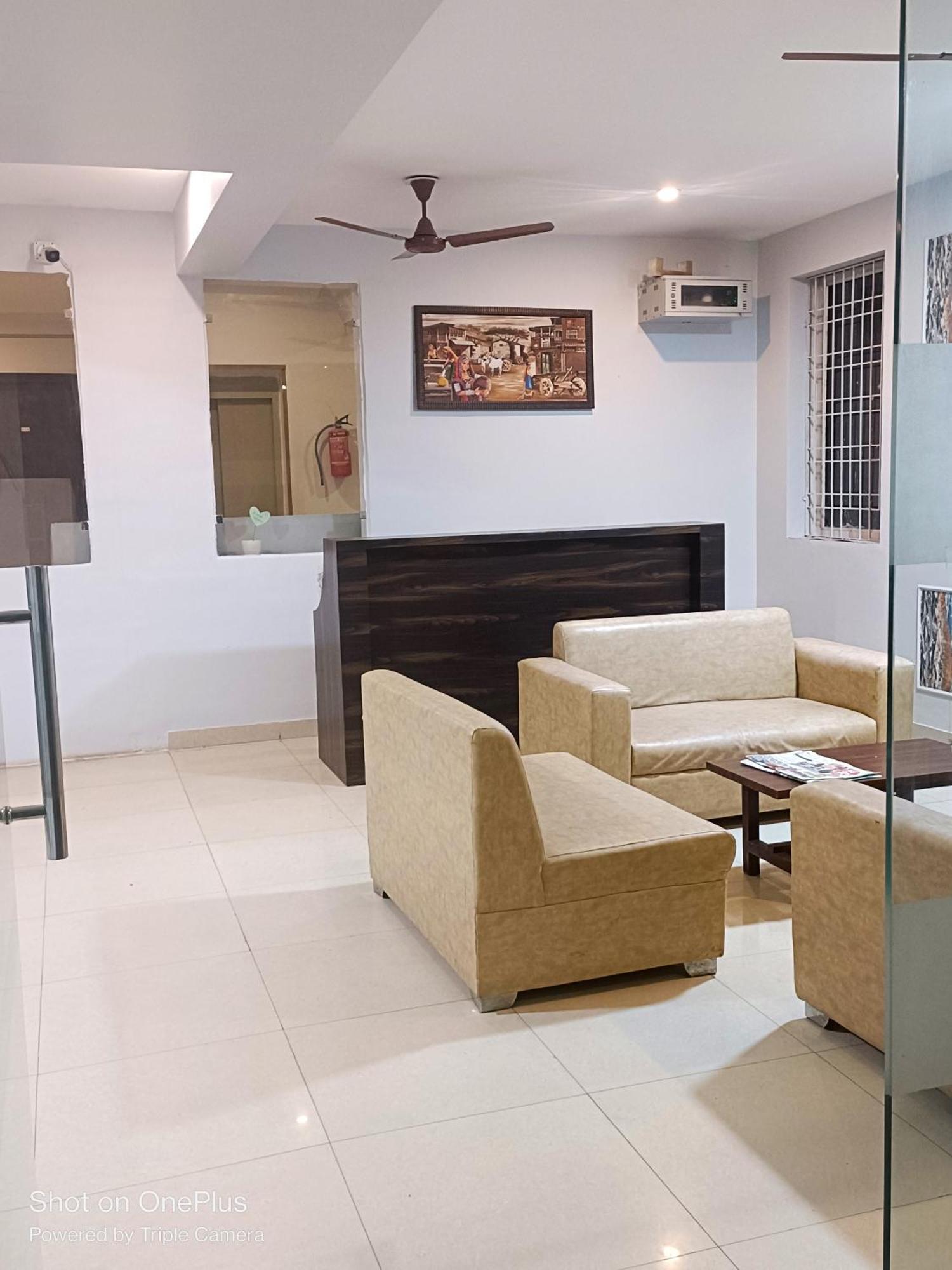 Mi Casa Sector 47 Appartement Gurgaon Buitenkant foto