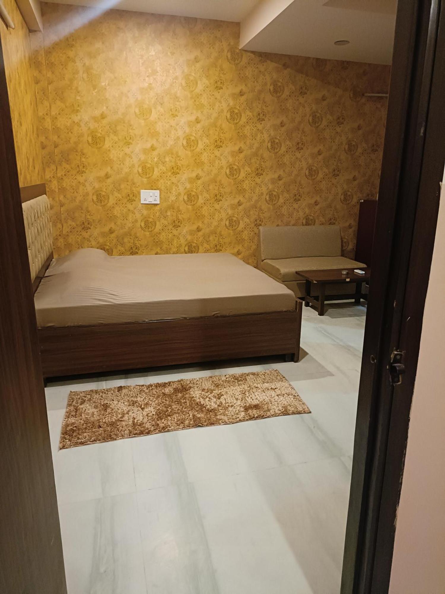 Mi Casa Sector 47 Appartement Gurgaon Buitenkant foto