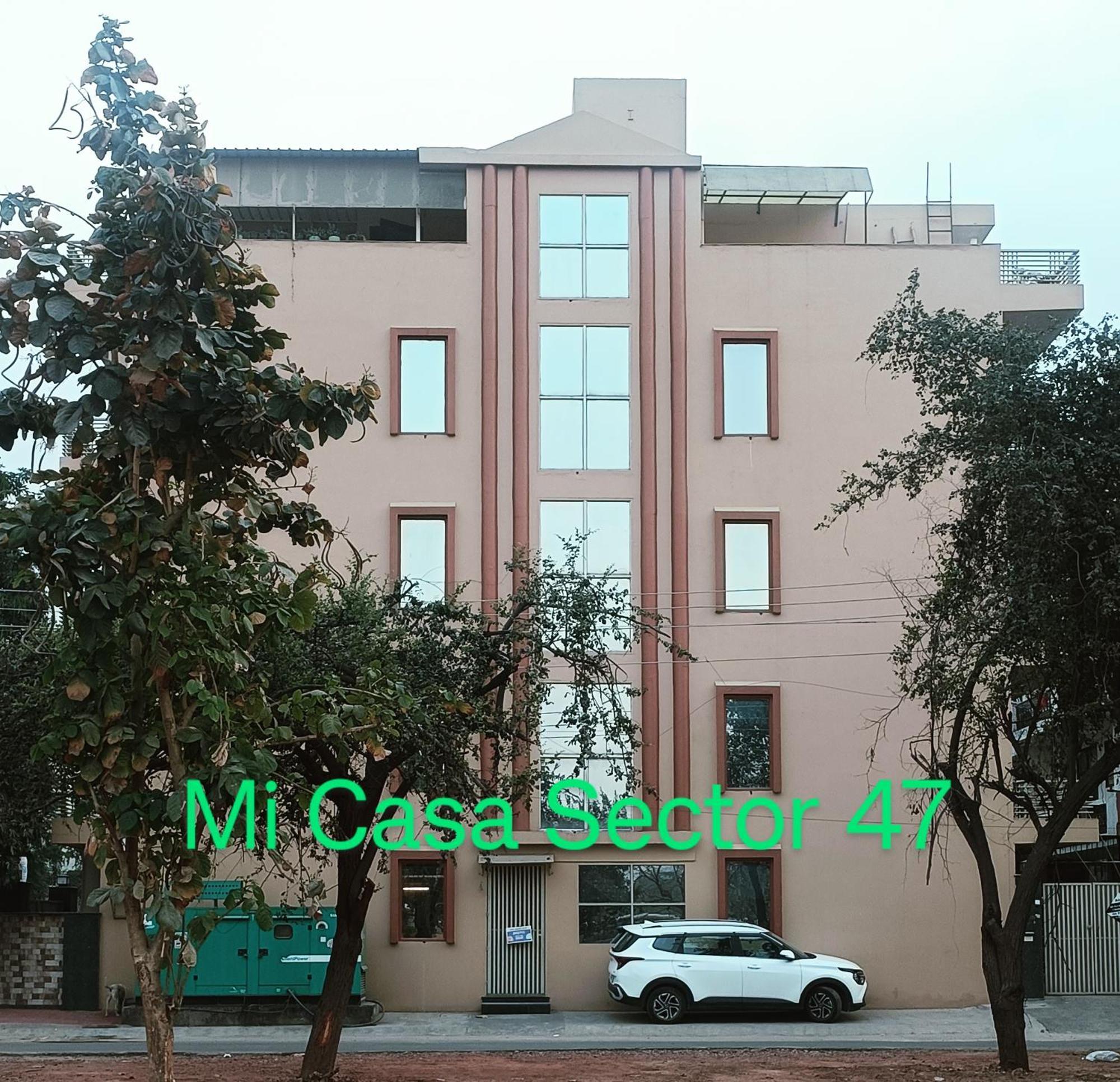 Mi Casa Sector 47 Appartement Gurgaon Buitenkant foto